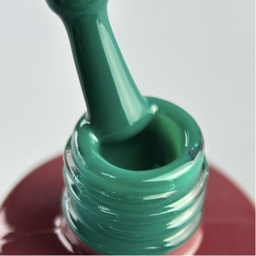 Гель-лак UNIQUE Emerald №02 8мл